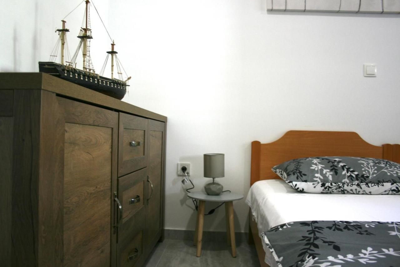 Apartments Antea Trogir Exterior photo