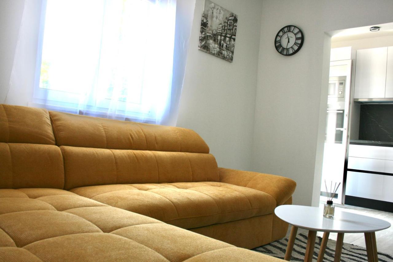 Apartments Antea Trogir Exterior photo
