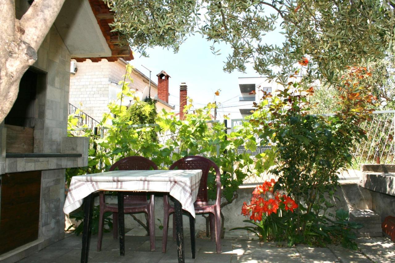 Apartments Antea Trogir Exterior photo