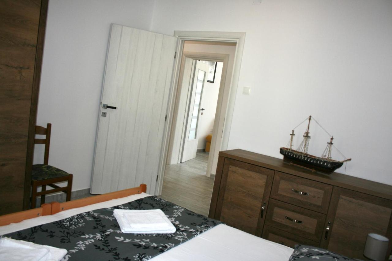 Apartments Antea Trogir Exterior photo